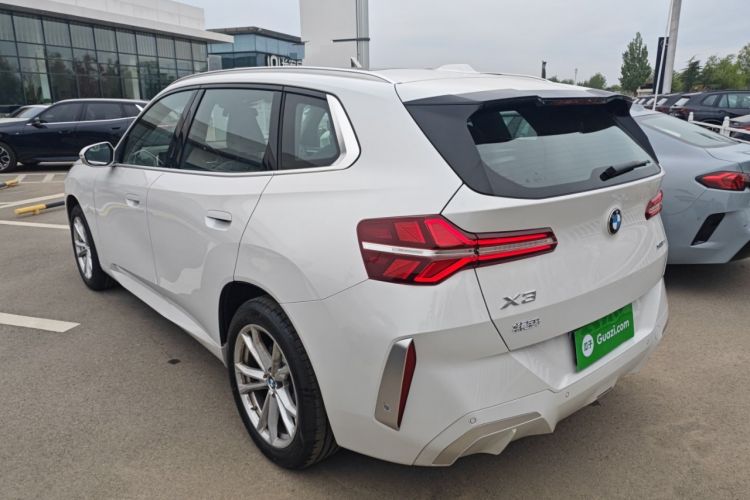 Used BMW X3 2025 xDrive25L Luxury Package Exterior 2