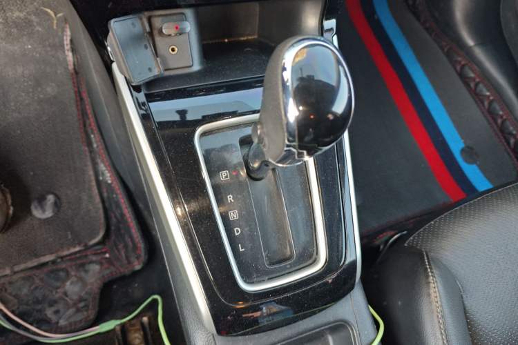 Used Nissan Sylphy 2016 1.6XV CVT Smart Enjoyment Version Gear Lever