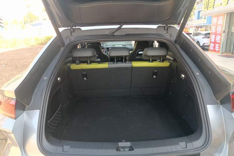 Used BYD Song L EV 2025 Intelligent Driving Version 602 km Range LiDAR-equipped All-Wheel-Drive Type
