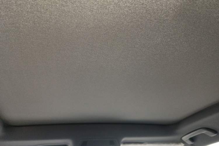 Used Volkswagen ID.3 2025 Smart Edition Outstanding Model Headliner