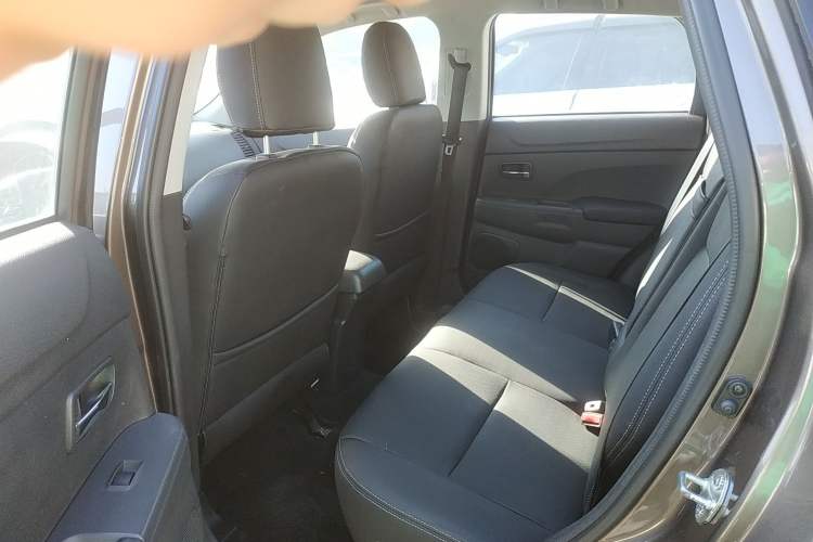 Used Mitsubishi ASX 2013 2.0L CVT Two-Wheel Drive Elite Edition
