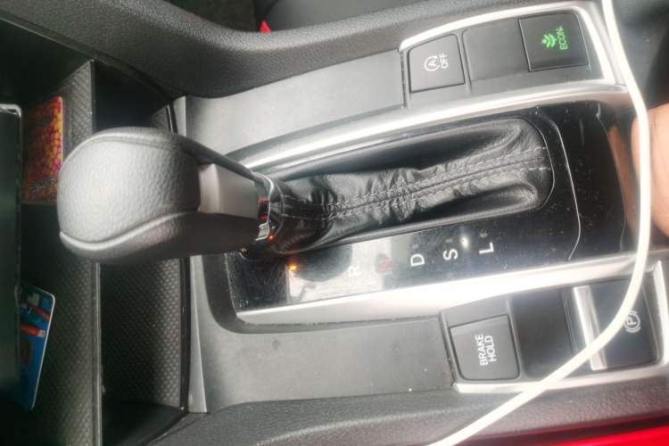 Used Honda Civic 2019 220TURBO CVT Dynamic Edition China VI Emission Standard Gear Lever