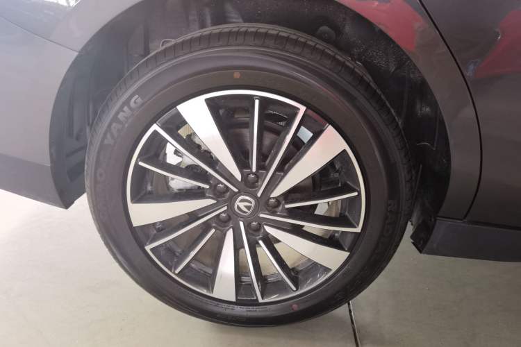 Used Changan Eado PHEV 2025 Smart New Blue Whale 145KM Battleship Edition