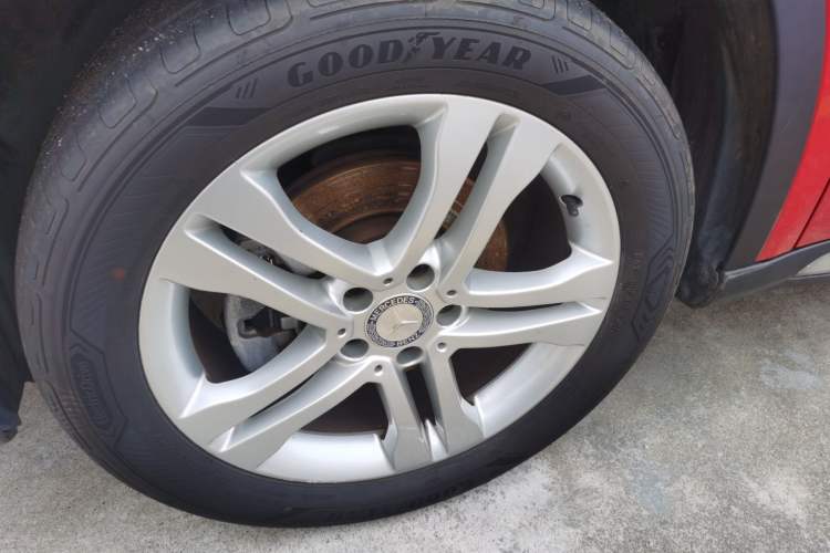 Used Mercedes-Benz GLA 2016 GLA 200 Sport Edition Left Front Wheel Hub