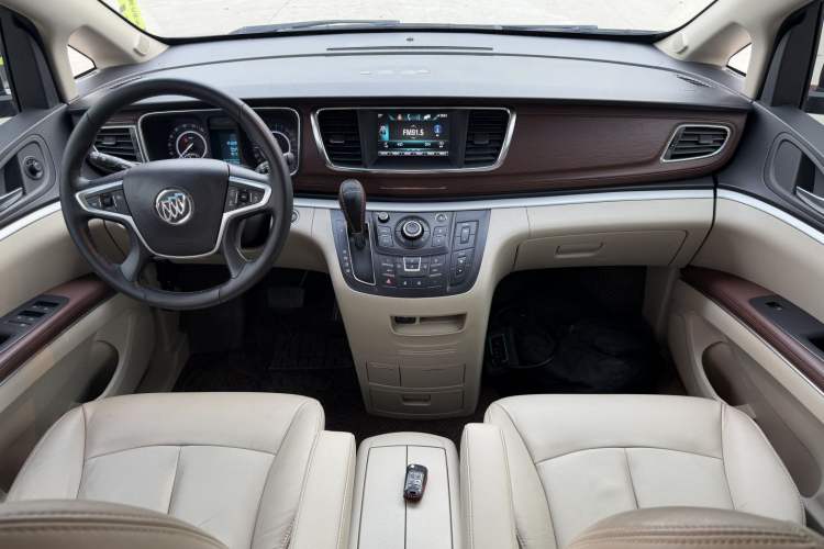 Used Buick GL8 2017 25S Luxury Version China V Standard