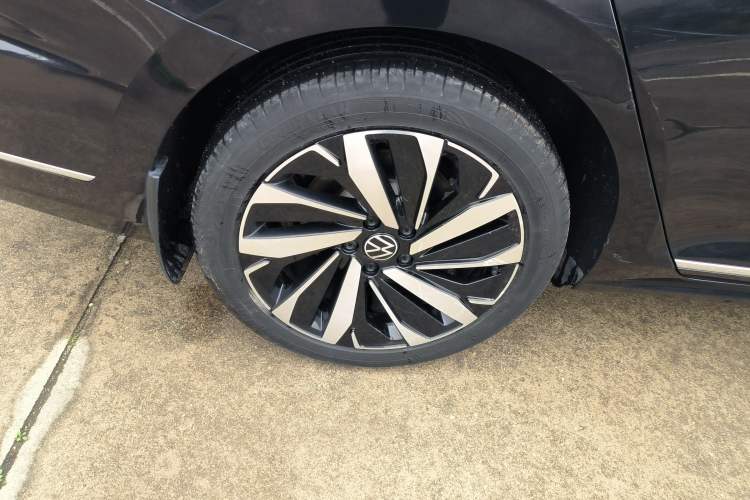 Used Volkswagen Passat 2022 330TSI Luxury Edition
