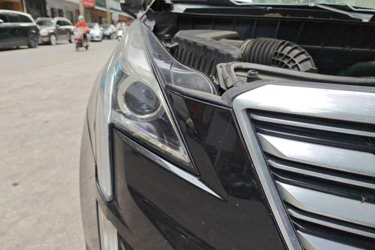 Used Cadillac XT5 2018 25T Luxury Model