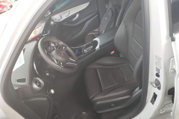 Used Mercedes-Benz GLC 2022 Second Facelift GLC 260 L 4MATIC Dynamic Edition Left Front Seat