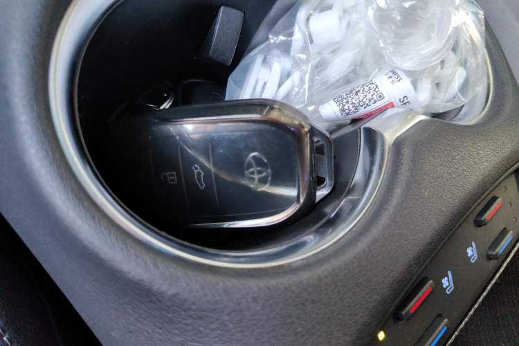 Used Toyota Venza 2022 2.0L CVT Two-Wheel Drive Prestige Edition
