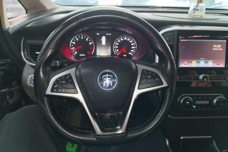 Used BYD Song MAX 2017 1.5T Manual Smart Connect Luxury 7-Seater