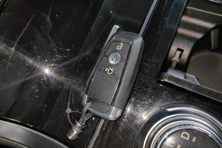 Used Ford Edge 2020 EcoBoost 245 4x4 ST-Line 7-Seater
