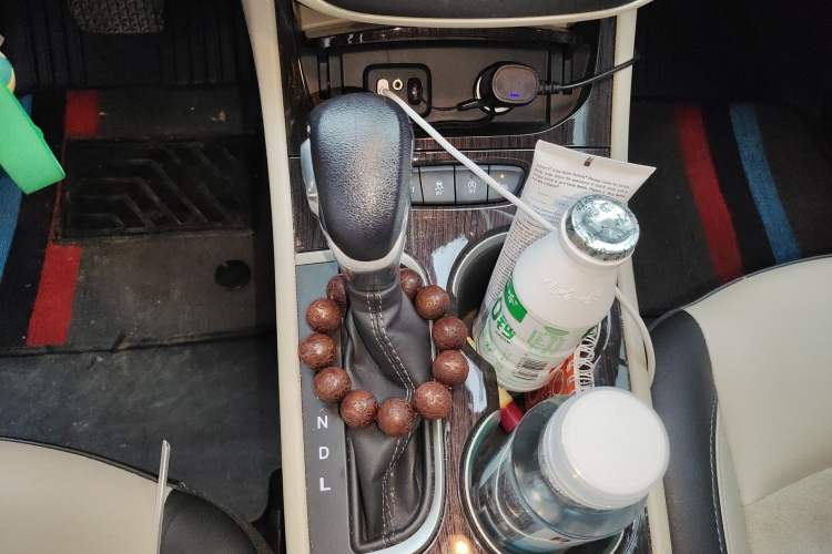 Used Buick Verano 2019 Sedan 15S Automatic Leading Model Gear Lever