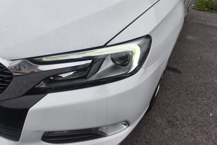 Used DS 5LS 2016 1.6T Comfort Edition THP160 Left Front Headlight