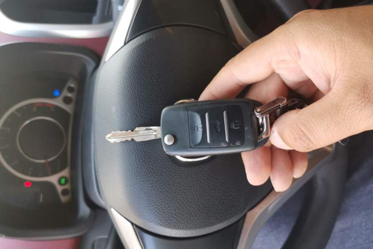 Used CHANGAN Benni 2015 1.4L Manual Luxury Model China V Standard
