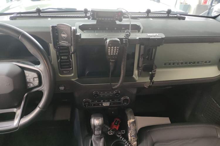 Used Ford Bronco 2024 2.3T Everglades Audio And AC Panel