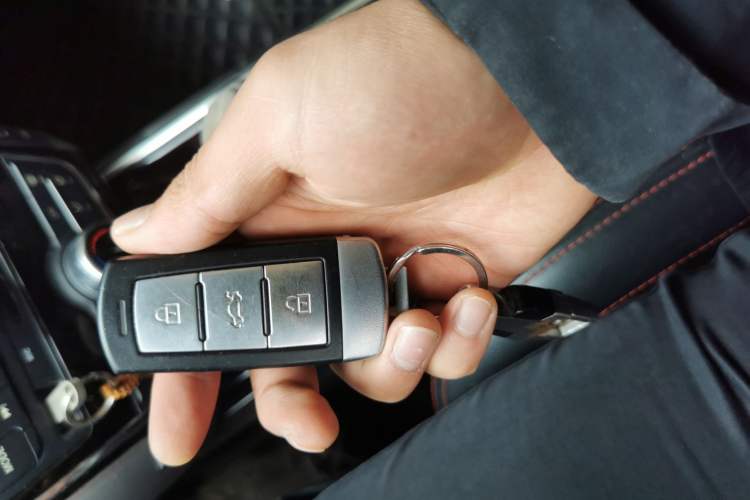 Used Zotye Domy X5 2015 1.5T CVT ZhiXian Model China IV Standard
