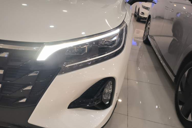 Used GAC Trumpchi GS4 2022 270T Automatic Smart Drive Technology Edition Left Front Headlight