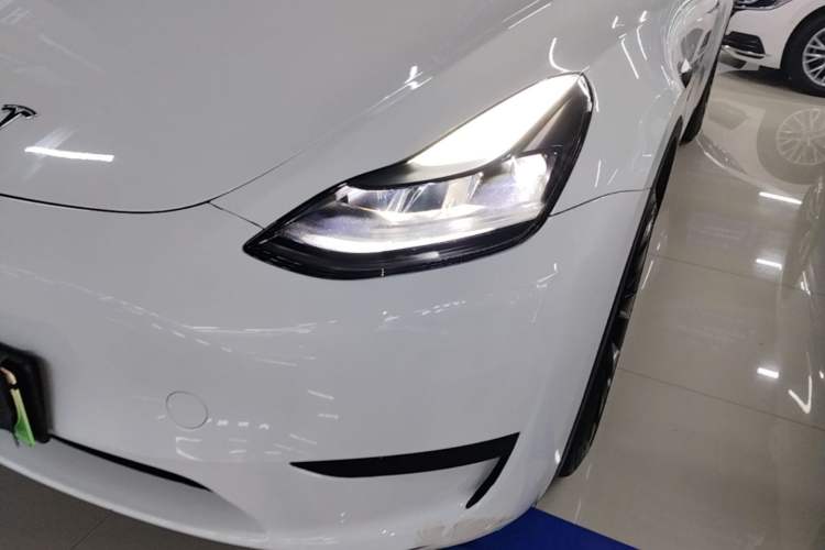 Used Tesla Model Y 2023 Rear-Wheel-Drive Version