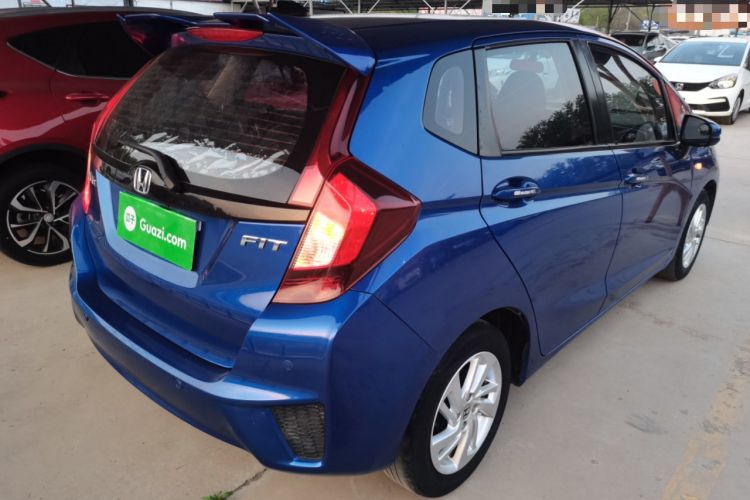 Used Honda Fit 2016 1.5L LXS CVT Comfort Sunroof Version Rear Right 45 Deg