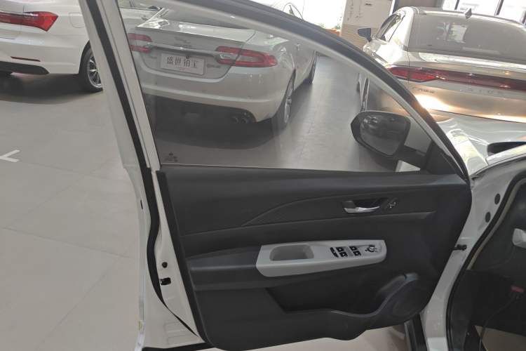 Used Dongfeng Aeolus E70 2023 PRO Smart Drive Edition