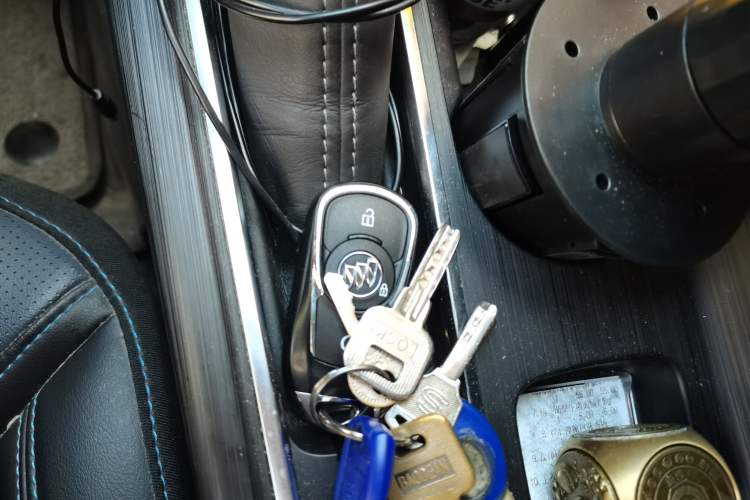 Used Buick Velite 6 2024 450km Range Commuter Version
