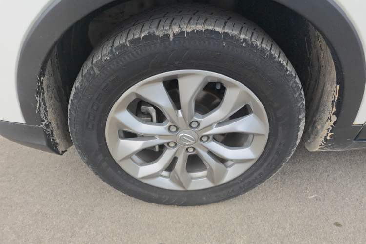 Used GAC Trumpchi GS3 2017 150N Automatic Elite Edition Exterior 4