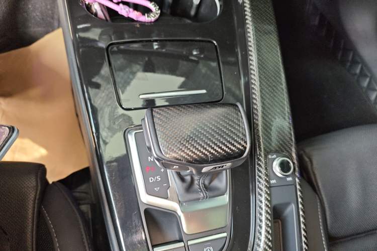 Used Audi A4L 2022 40 TFSI Fashion Dynamic Model
