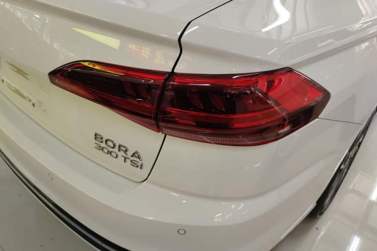 Used Volkswagen Bora 2025 300TSI DSG Prestige Edition
