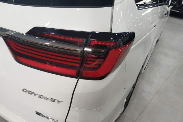 Used Honda Odyssey 2024 2.0L eHEV Sharp & Enjoy Edition