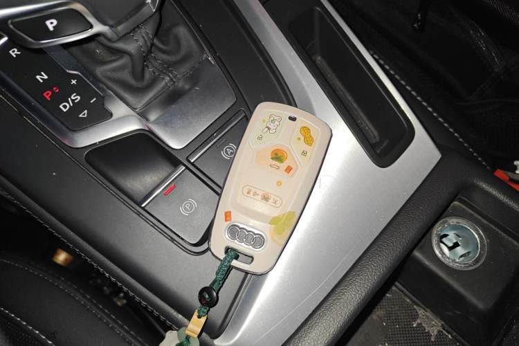 Used Audi A4L 2022 40 TFSI Luxury Dynamic Model