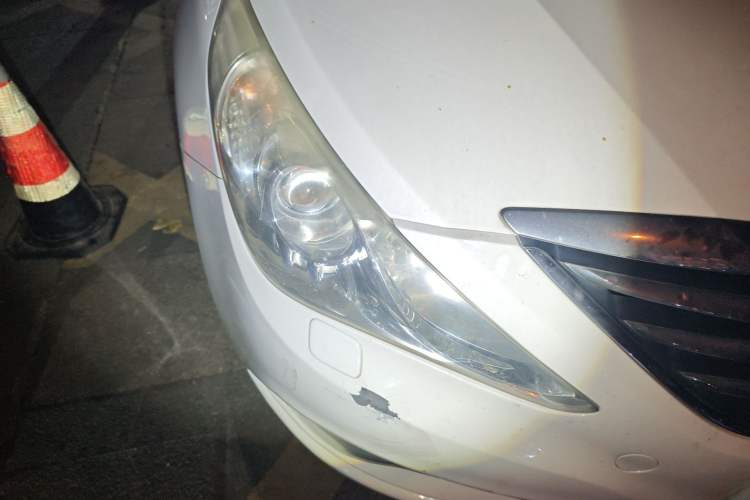 Used Hyundai Sonata 2013 2.4L Automatic Luxury Version China IV Standard Right Front Headlight
