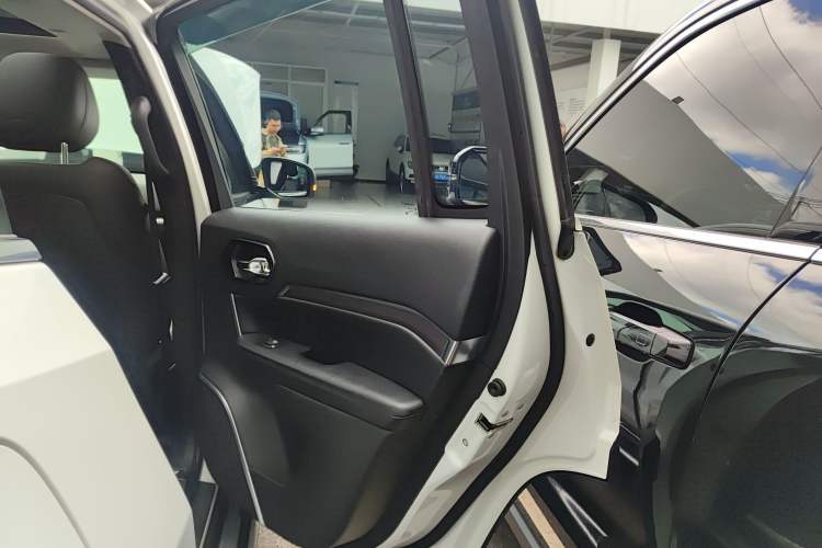 Used Jeep Commander 2018 2.0T Four-Wheel Drive Prestige Edition China V
