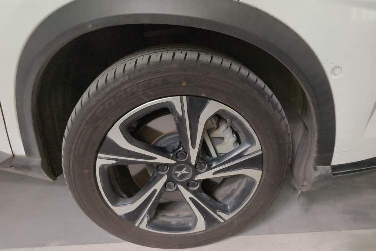 Used XPeng G3 2020 520 Enjoyment Edition Right Front Wheel Hub