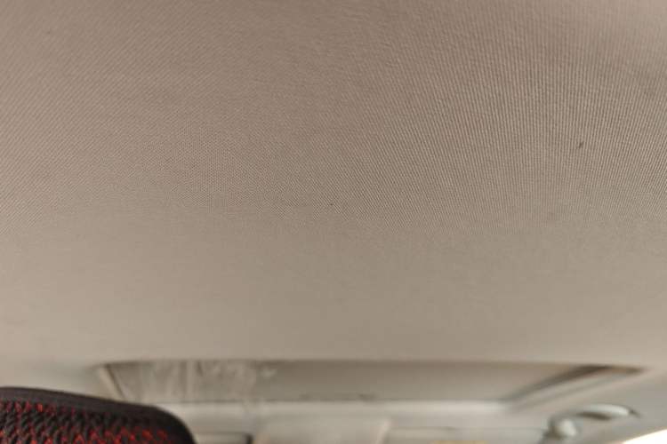 Used Skoda Rapid 2019 1.5L Automatic Comfort Edition China VI Standard Headliner