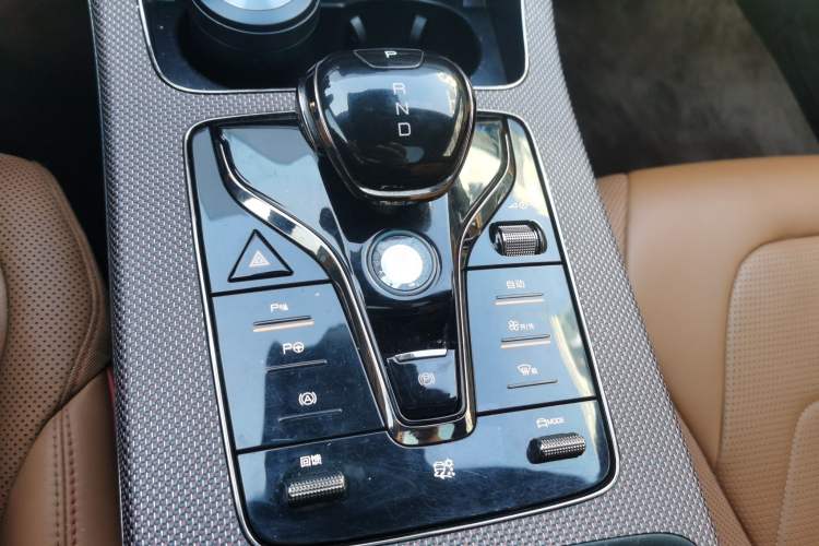 Used BYD Han 2022 EV Genesis Edition 610KM All-Wheel Drive Premium Model
