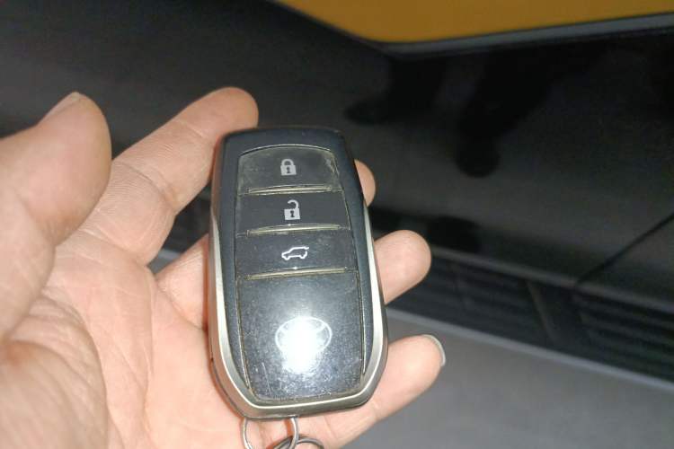 Used Toyota Prado 2016 2.7L Automatic Standard Edition