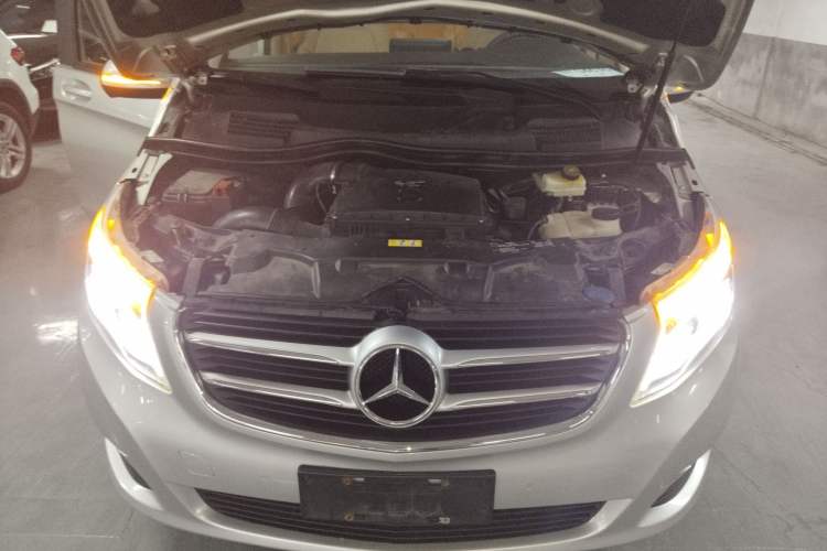 Used Mercedes-Benz V-Class 2016 V 260 Avantgarde Edition