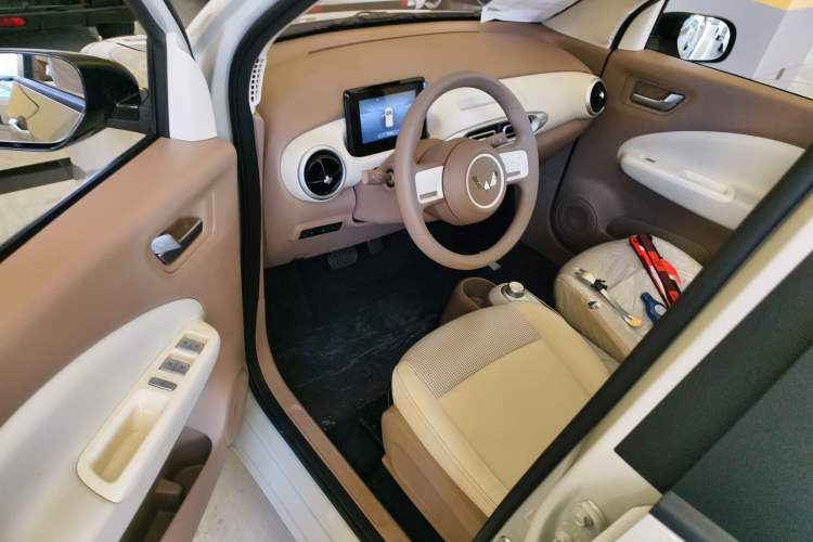 Used Wuling Hongguang MINIEV 2025 Four-Door Version Advanced Edition