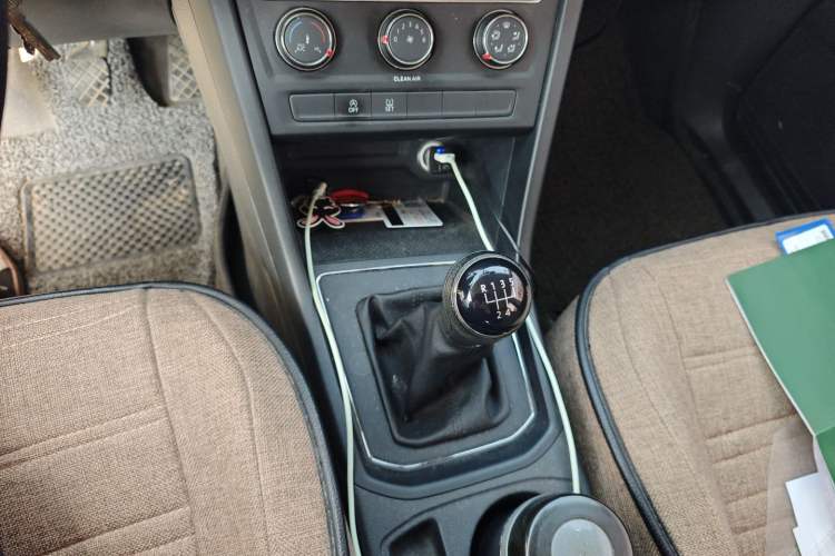 Used Volkswagen Touran 2016 Volkswagen Touran L 280TSI Manual Trend Edition
