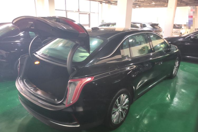 Used Hongqi E-QM5 2022 431 km Charge & Enjoy Edition