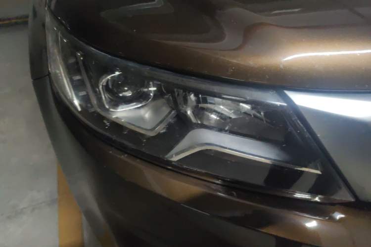 Used Geely Auto Vision X6 2018 1.4T CVT 4G Connected Flagship Edition