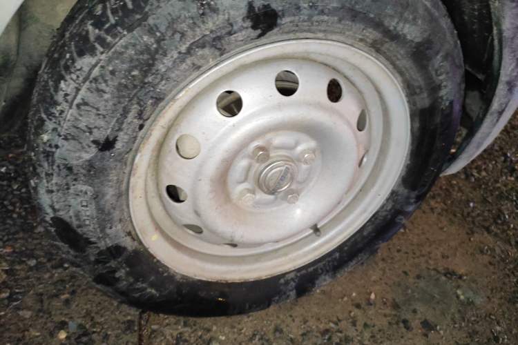 Used Jinbei Hiace X30 2023 1.5L Super-Enjoyment Van 2/5 Seats Non-Air-Conditioned Version SWC15M