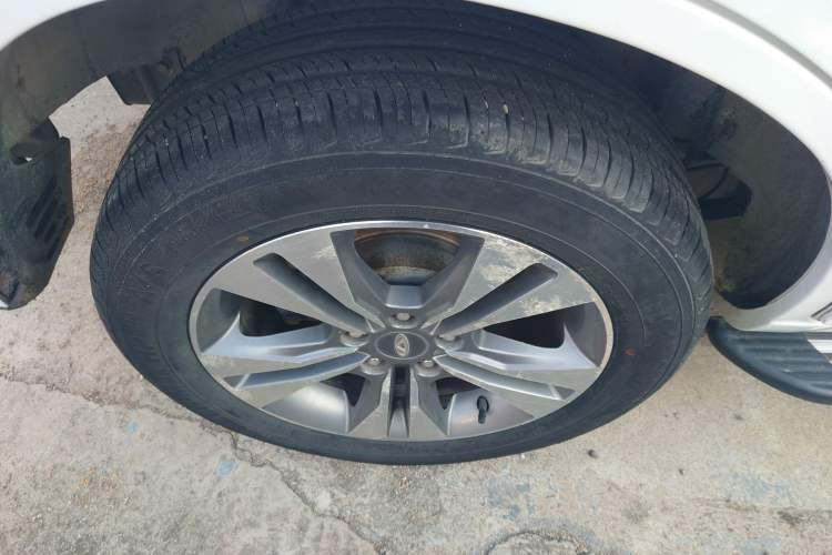 Used Chery Tiggo 3 2015 1.6L CVT ZhiShang Commemorative Edition