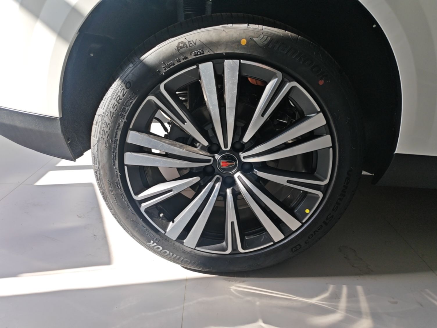 Hongqi HS6 PHEV 2026 240 Smart Hybrid Version — снимка 11