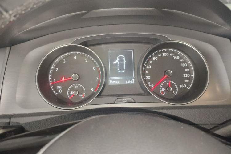 Used Volkswagen Golf 2015 1.6L Automatic Comfort Model
