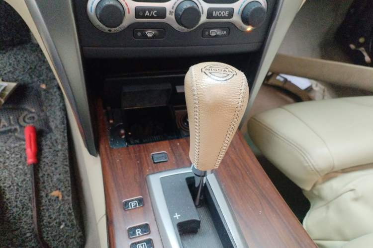 Used Nissan Teana 2009 Duke 2.5L XV VIP Deluxe Edition
