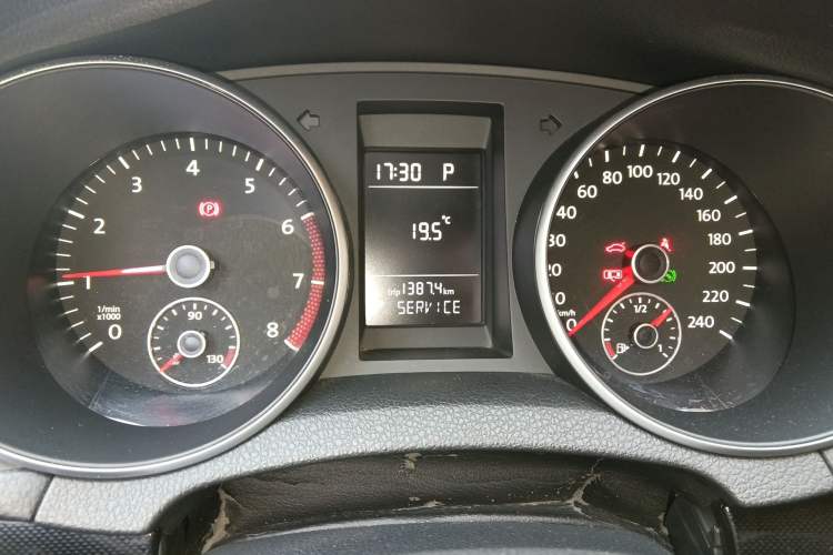 Used Volkswagen Golf 2012 1.6L Automatic Comfort Model Instrument Cluster