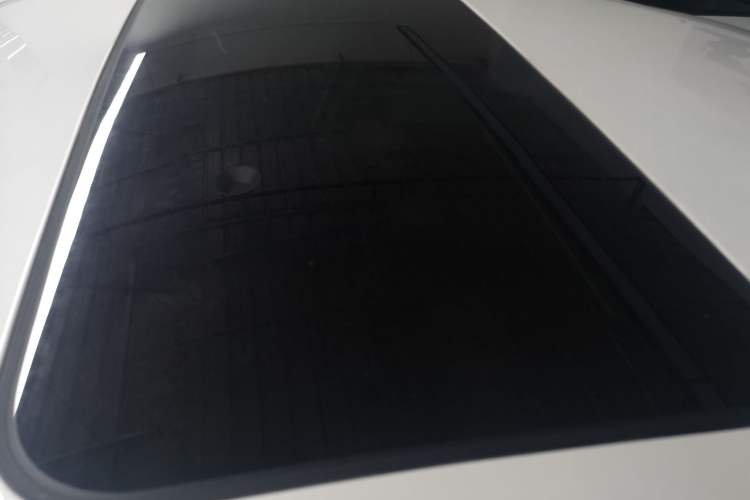 Used Nissan Sylphy 2023 Revised 1.6L CVT Enjoyment Edition Roof