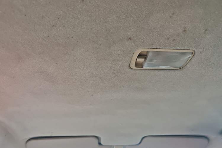 Used BYD F3 2009 1.5L Smart Platinum Edition Standard GL-i Headliner