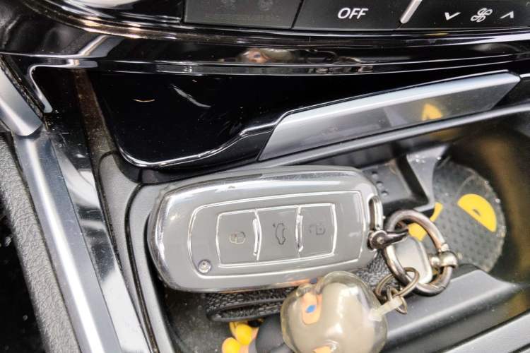 Used Geely Auto Emgrand GT 2015 1.8T Flagship Model